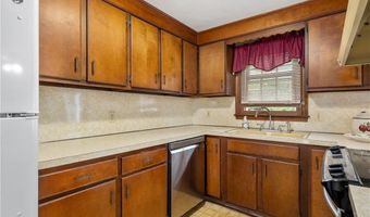 370 Bryant St, Cumberland, RI 02864