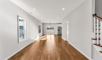 87 Oliver St, Bridgeport, CT 06606