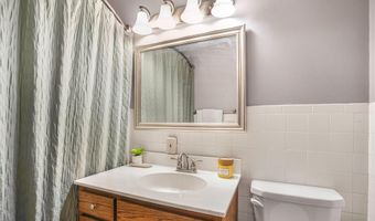 1310 20th St, Ames, IA 50010