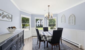 482 Clifton Ave, Bayville, NJ 08721