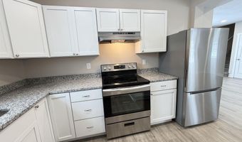 874 N Jackson St, Andrews, IN 46702