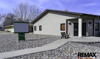 156 N 6th St, Basin, WY 82410