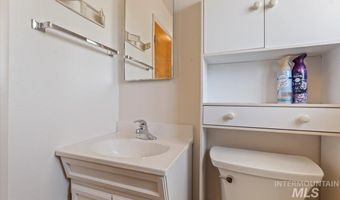 611 E Dewey Ln, Caldwell, ID 83607