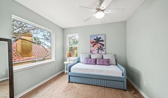1271 E COAST Dr, Atlantic Beach, FL 32233