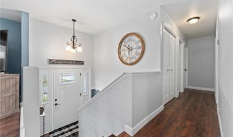 903 Roberts St, Altoona, WI 54720