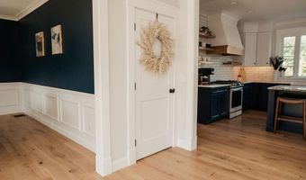 41 Wintergreen Way, Glocester, RI 02814