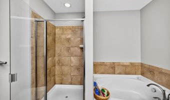 9562 Greenery Ct, Deerfield, OH 45140