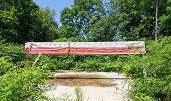 26 Birchwood Rd, Augusta, ME 04330