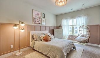 205 Colfax Dr, Boiling Springs, SC 29316