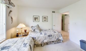 1819 N Normandy Ct, Arlington Heights, IL 60004