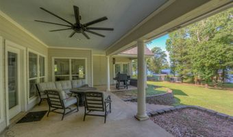 111 Oak Leaf Trl, Benton, LA 71006
