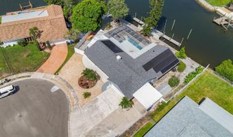 6531 SANTIAGO Ct, Apollo Beach, FL 33572
