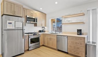 208 Valencia Ave, Aptos, CA 95003