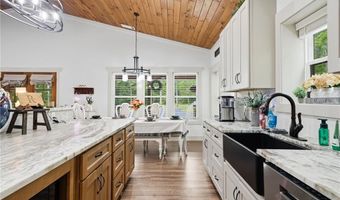 580 Eagles Perch Rd, Ball Ground, GA 30107