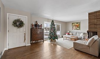 2426 Banbury Rd, Akron, OH 44333