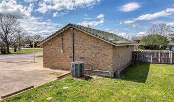 107 Fannin St, Millsap, TX 76066