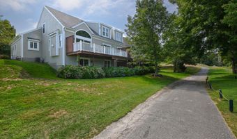 16 Amberwood Ct, Bourne, MA 02532