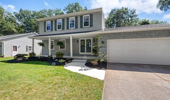 6903 Hidden Valley Dr, Amherst, OH 44001