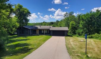 4 A94 Springfield Dr, Apple River, IL 61001