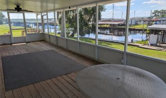 25836 MANHATTAN Ln, Astor, FL 32102