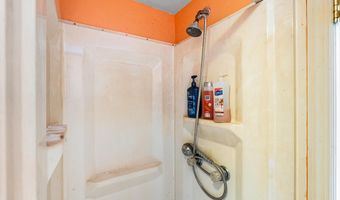 148 E Raritan Dr, Little Egg Harbor, NJ 08087