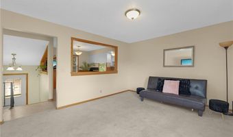 846 Jonathan Dr, Apple Valley, MN 55124