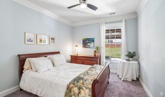 801 Deepwood Ct, Boiling Springs, SC 29316
