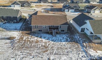 5727 N YOSEMITE Ln, Appleton, WI 54913