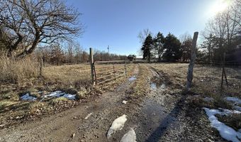 28196 Highway J, Atlanta, MO 63530