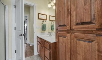 808 Sheryl Ln, Altus, OK 73521
