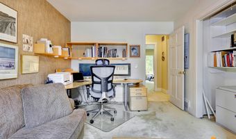 4040 Wispen Cir, Anchorage, AK 99517