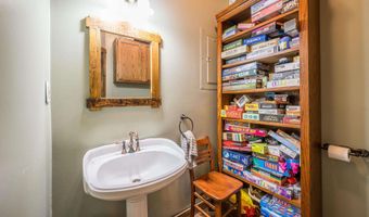 329 Ely St, Alma, MI 48801