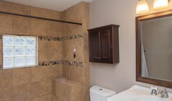 1909 W Richardson Ave, Artesia, NM 88210