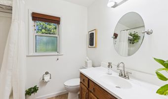 6916 PACIFIC Ln, Annandale, VA 22003