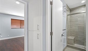 5414 Newcastle Ave 66, Encino, CA 91316