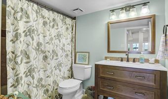1709 Highview Circle Ct, Ballwin, MO 63021