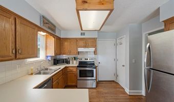 15629 Klamm St, Basehor, KS 66007