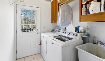 212 MONROE Ave, Belle Mead, NJ 08502