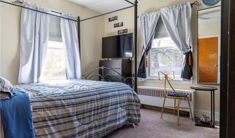 132 Bakers Creek Rd, Warwick, RI 02886