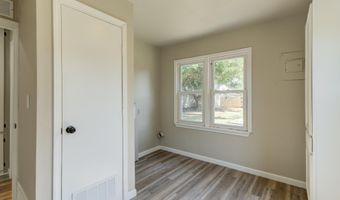 1010 13th St, Abernathy, TX 79311