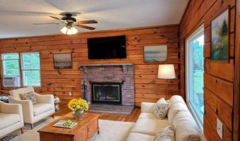 698 Leetes Island Rd, Branford, CT 06405