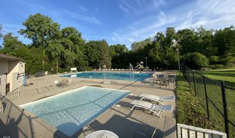 747 Yosemite Dr, Indianapolis, IN 46217