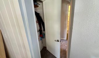 810 S Merton St, Aberdeen, SD 57401