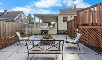 103 Benham St, Bristol, CT 06010