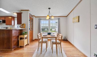 802 QUEEN ANN Rd, Amsterdam, NY 12010