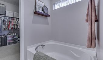 3691 Woodruff Pl, Bargersville, IN 46106