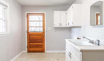10395 Nc 211, Aberdeen, NC 28315