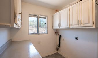 19080 E Indian Hills Dr, Black Canyon City, AZ 85324