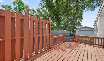 340 Hillcrest Blvd, Ballwin, MO 63021
