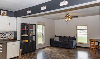 1193 Seneca St, Adrian, MI 49221